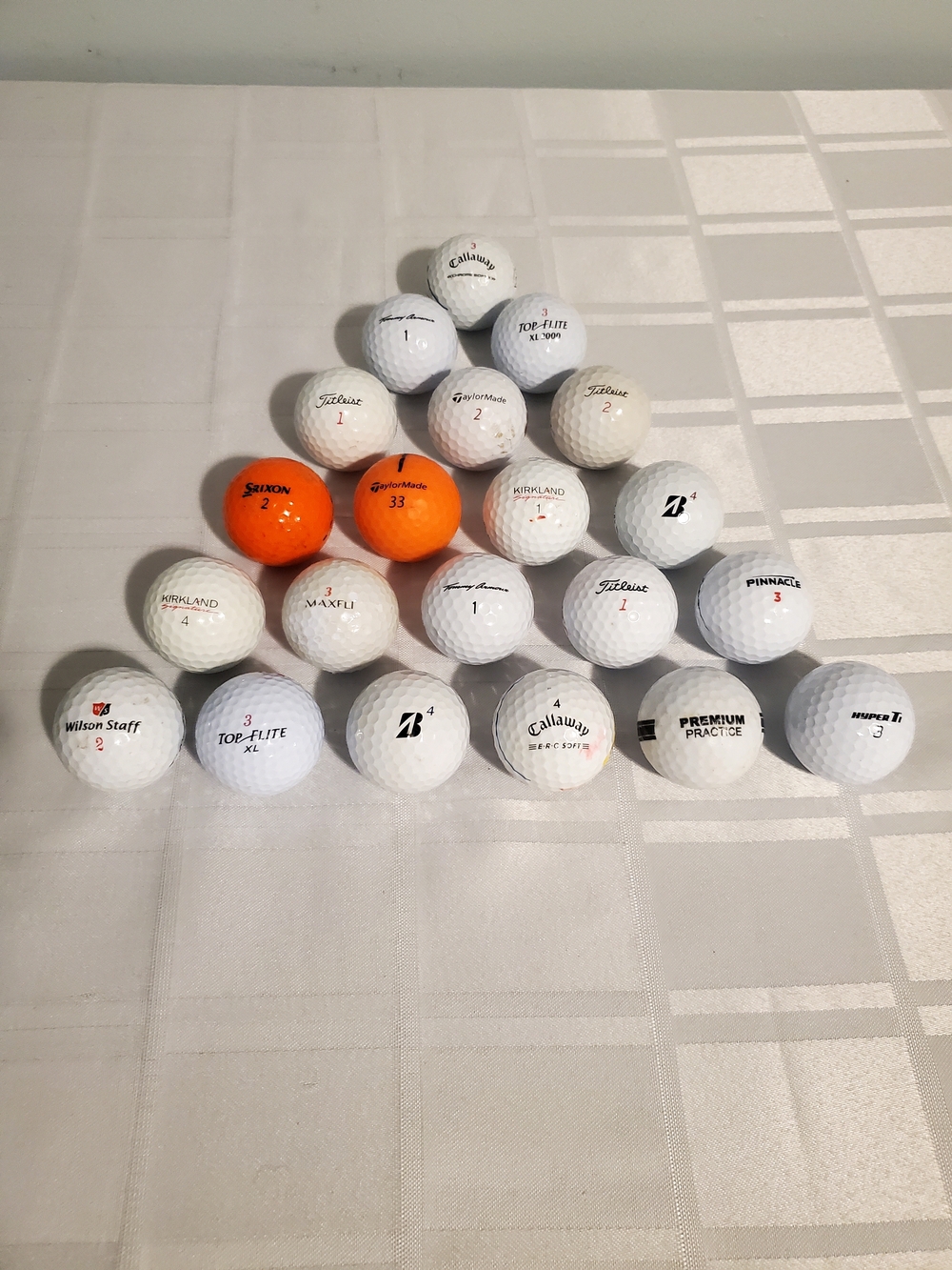 21 Golf Balls Lot Assorted Brands Callaway, Pinnacle, Tommy Armour, Etc.